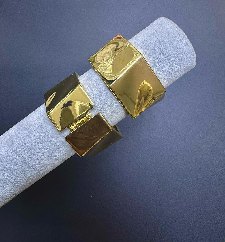 Gold Chunky bangles image