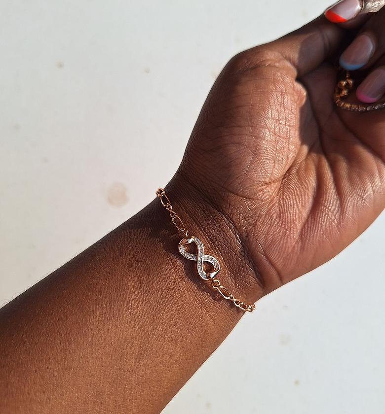 Hypoallergenic, non-tarnish, and anti-fading Gold Coated Bracelet✨️ KES 900/= image