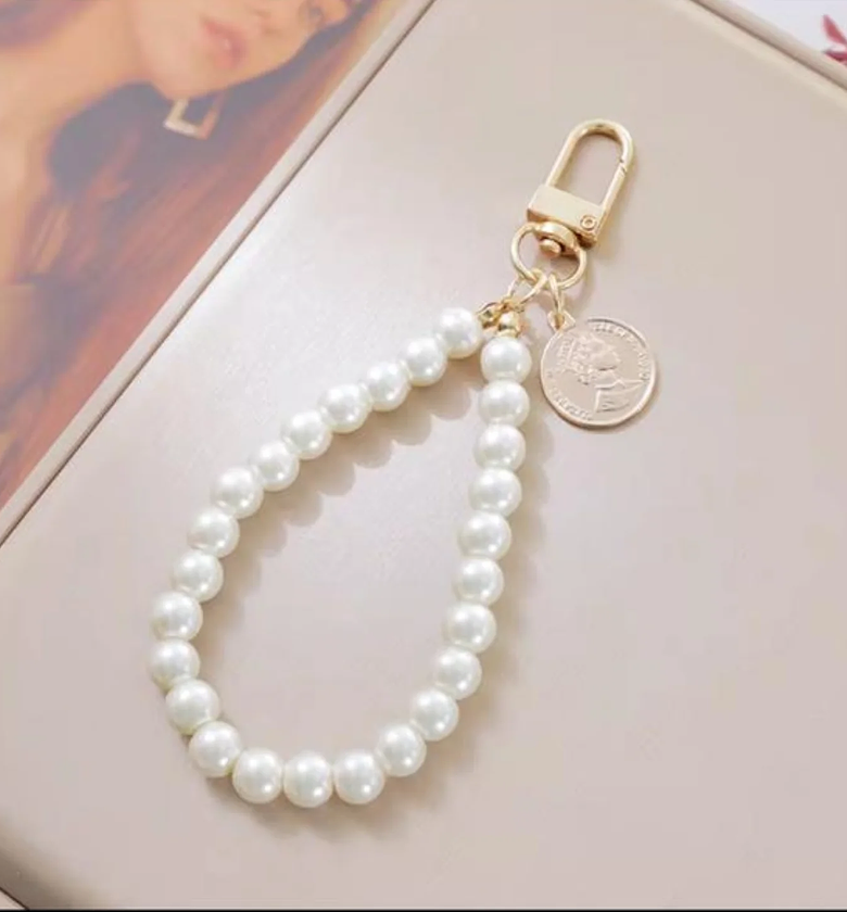 Pear & Coin Charm – Elegant Keychain & Handbag Accessory image