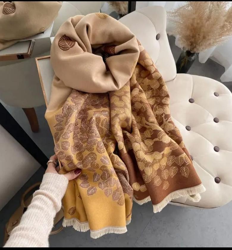 Cashmere Scarf - BROWN image