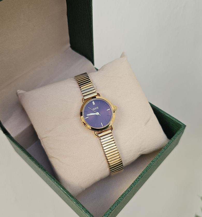 Round classic ieke watch  image