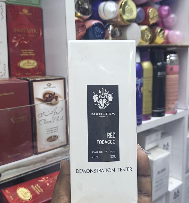 Unisex Perfume Mancera Red Tobacco Eau de Parfum image