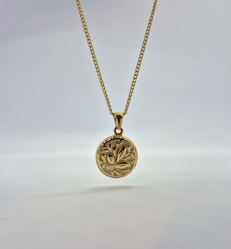 Fleur Necklace  image