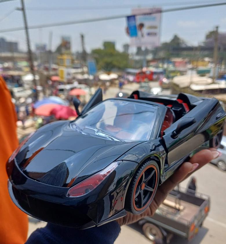 1:36 Ferrari  convertible rechargeable Ideal Birthday Gift image