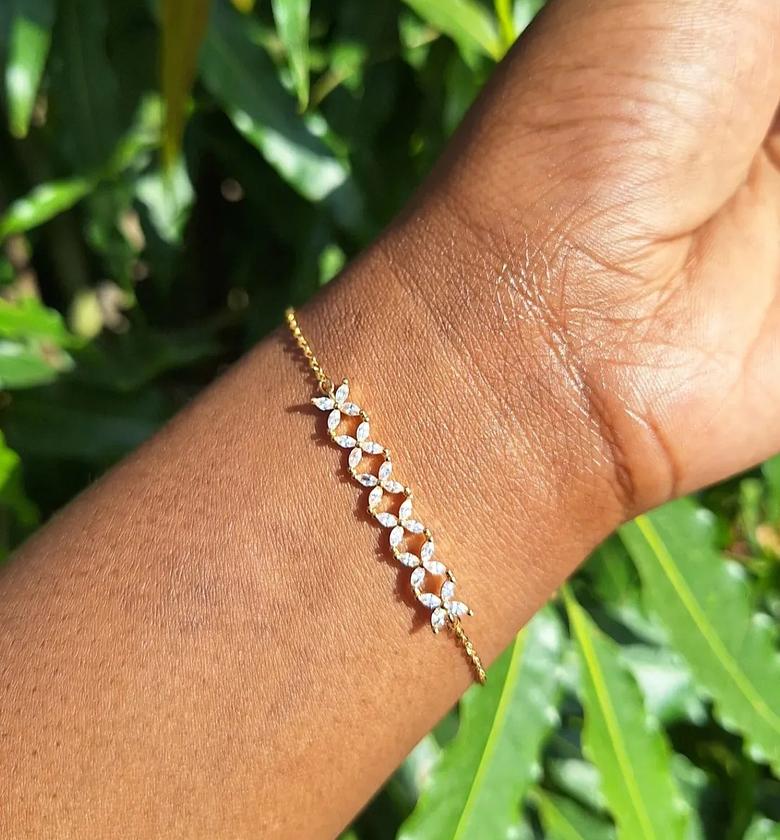 Hypoallergenic, non-tarnish, and anti-fading Gold Coated Bracelet✨️ KES 900/= image