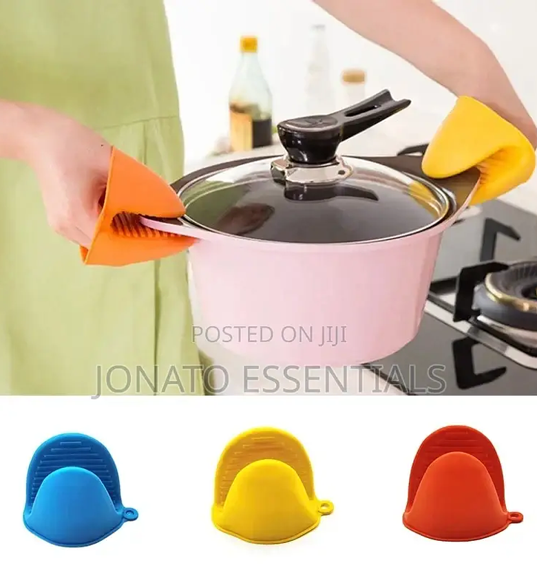 Pair of Silicone Pot Holder image