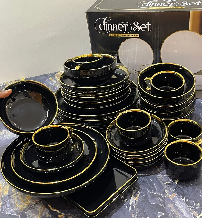 Onyx & Gold Signature 32-Piece Dining Collection image