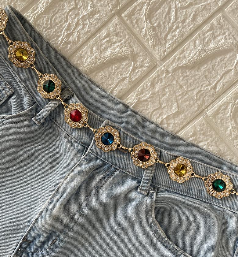 Circular multicolor belt  image