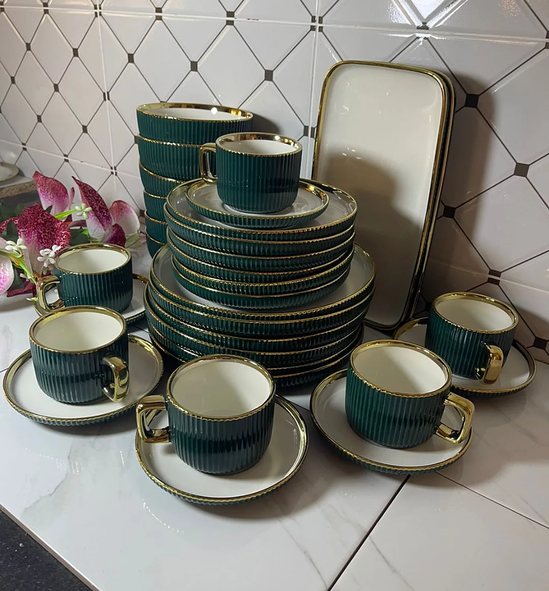 Emerald Gold-Trim 32-Piece Dining Service image