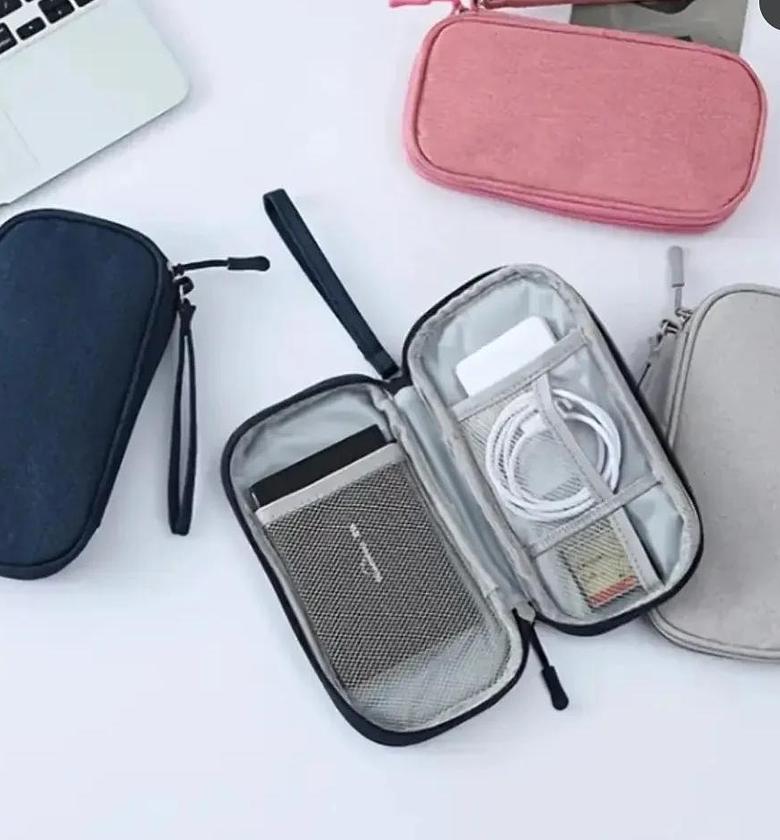 Portable travel cable organizer image