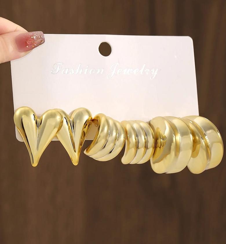 3 piece love heart earrings set image