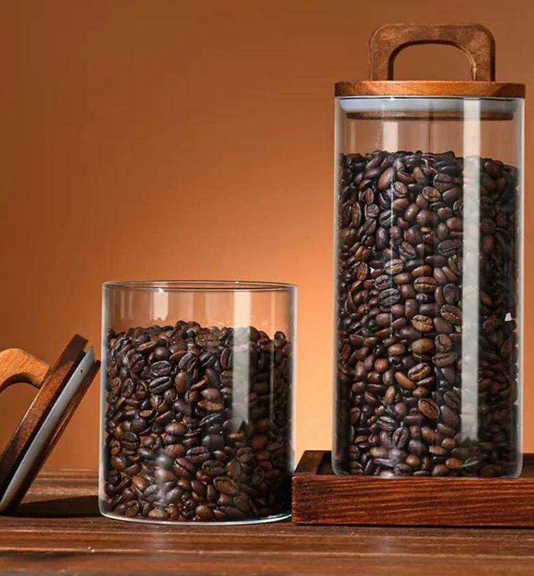 Glass storage containers with bamboo lid. image