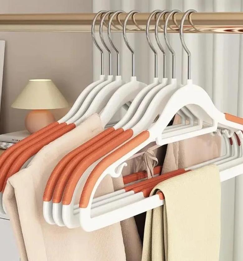 10 pcs household hangers image
