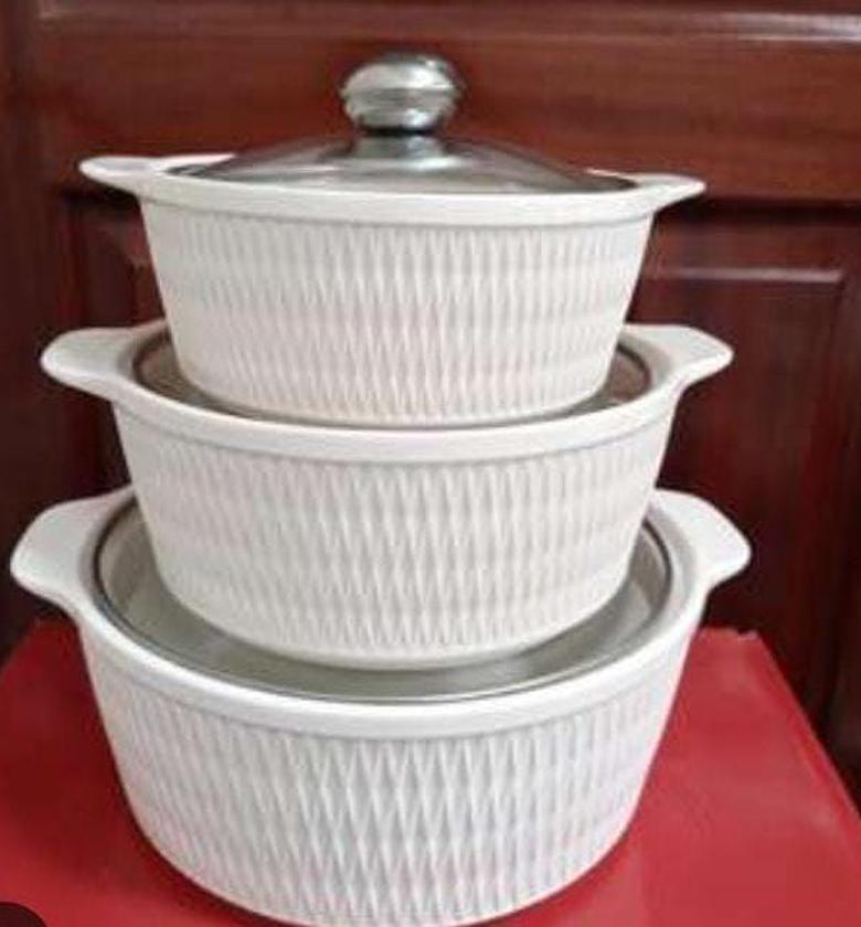3 PCS CERAMIC SOUP BOWLS/POTS. High quality 3in1 ceramic Soup Pots ,Capacity: 3Litres,2Litres& 1litre White color image