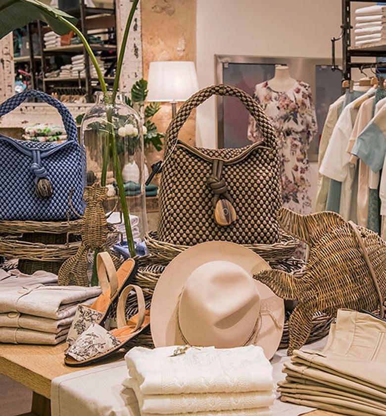 Fashion & Accessories