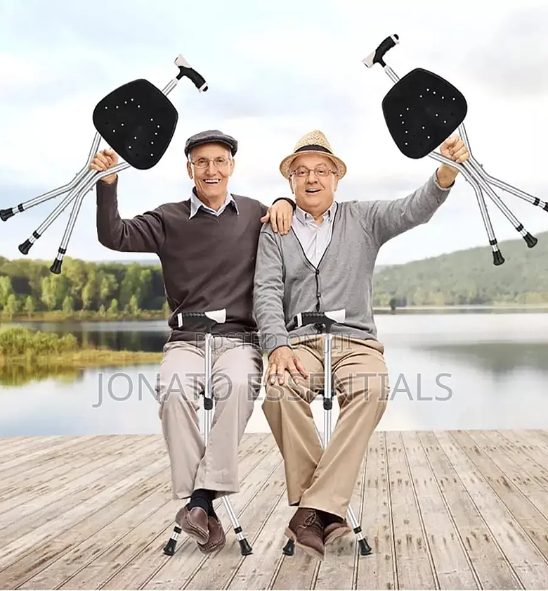 2-in-1 Folding Walking Stick Seat – Lightweight Strong image