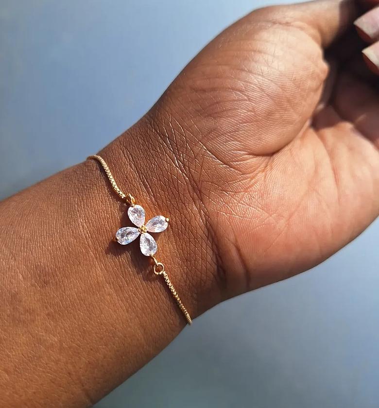 Drawstring design Hypoallergenic, non-tarnish, and anti-fading Gold Coated Bracelet✨️ KES 1200/= image