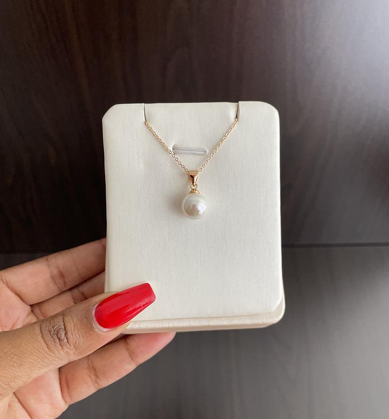 Fina Pearl Necklace  image