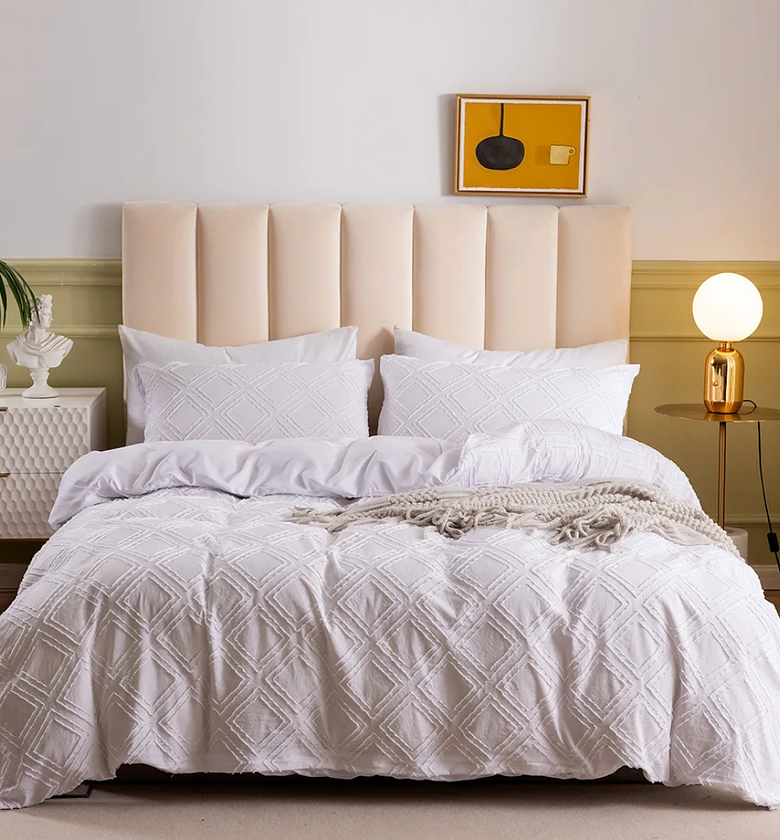 Quality 3pc tufted duvet cover set image