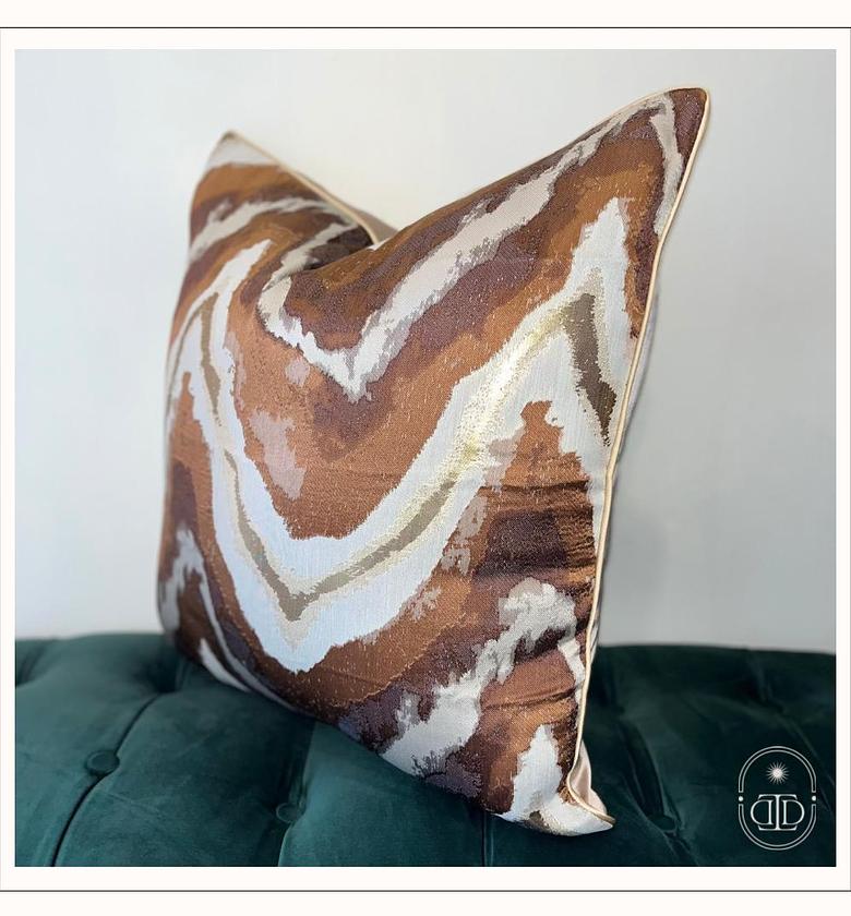 Luxe jacquard cushion cover (lava flow) image