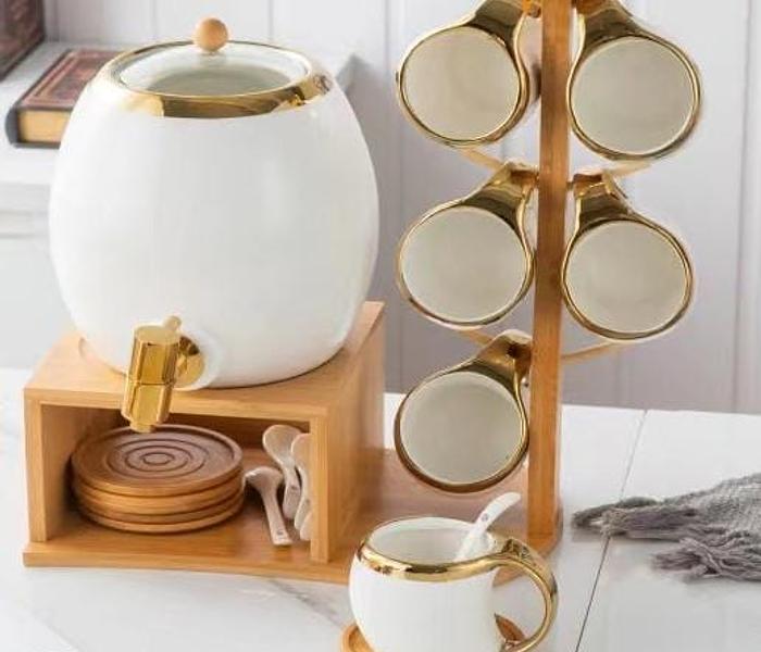 Advanced ceramics tea / Coffee set -white/gold image