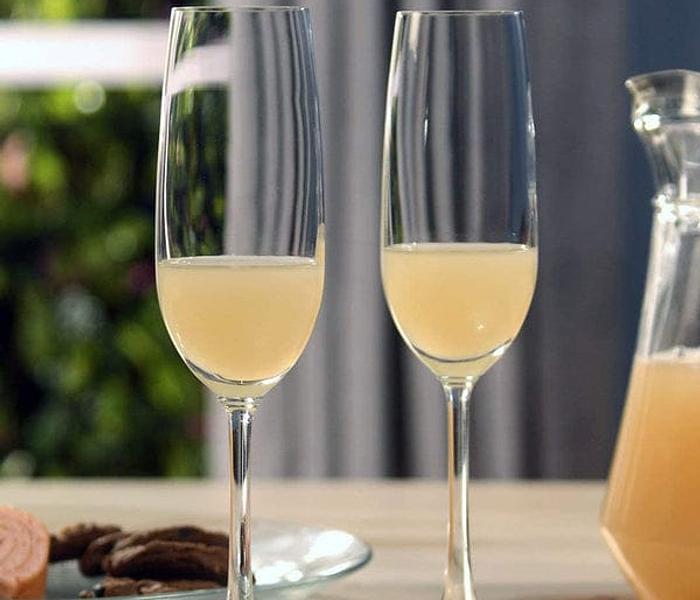 set of 6 pcs Champagne glass clear image