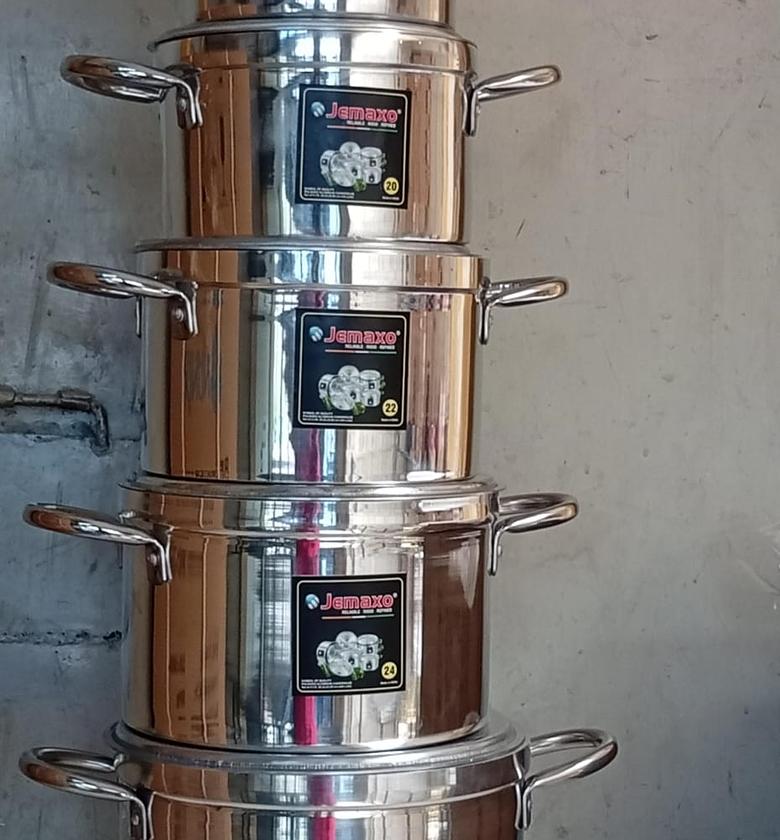 COOKWARE SET. Jemaxo double wall sufuria Made with rust free and corrosion resistant British aluminum  Refrigerator safe image