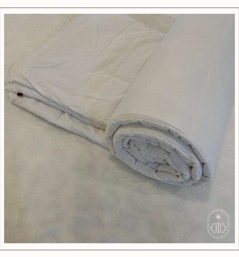 Quality micro fiber duvets. image