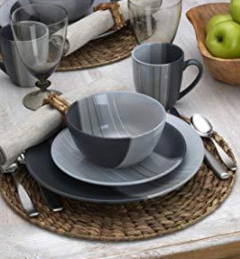 High quality 24pcs set ceramic Dinner sets ,A set consist of:  6pcs  Dinner mugs,  6pcs Dinner side plates, 6pcs  dinner bowls 6pcs dinner plates image