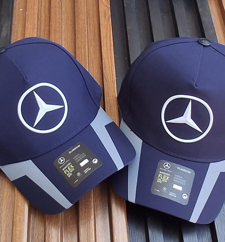 Quality men designer caps image