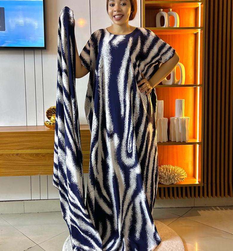 Elegant Luxe Deras image