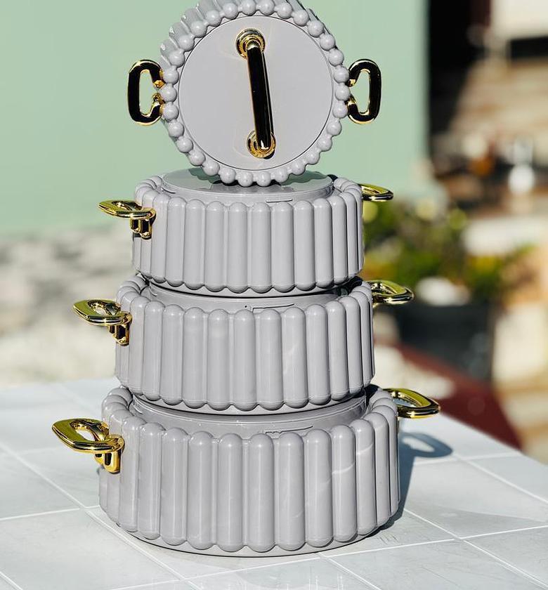 HOTPOTS. Gold Star 4pcs of Insulated Hotpots Food Warmer Hot Pot, Serving Dishes Serveware Set 1000, 1500, 2500 and 3500ml Goldstar White Casserole image