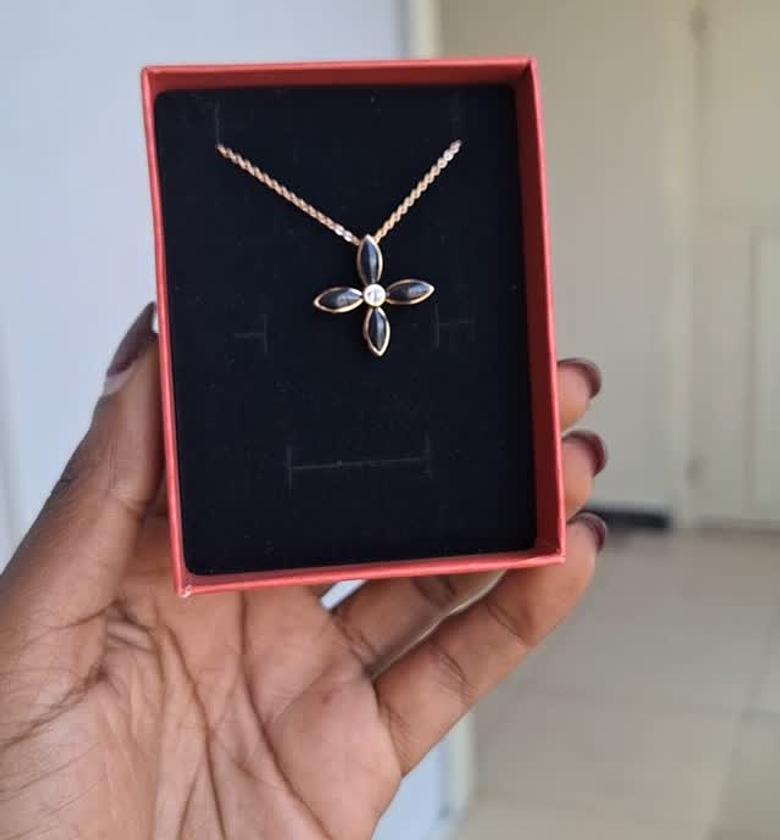 hypollargenic non tarnish and anti fading gold coated necklace image