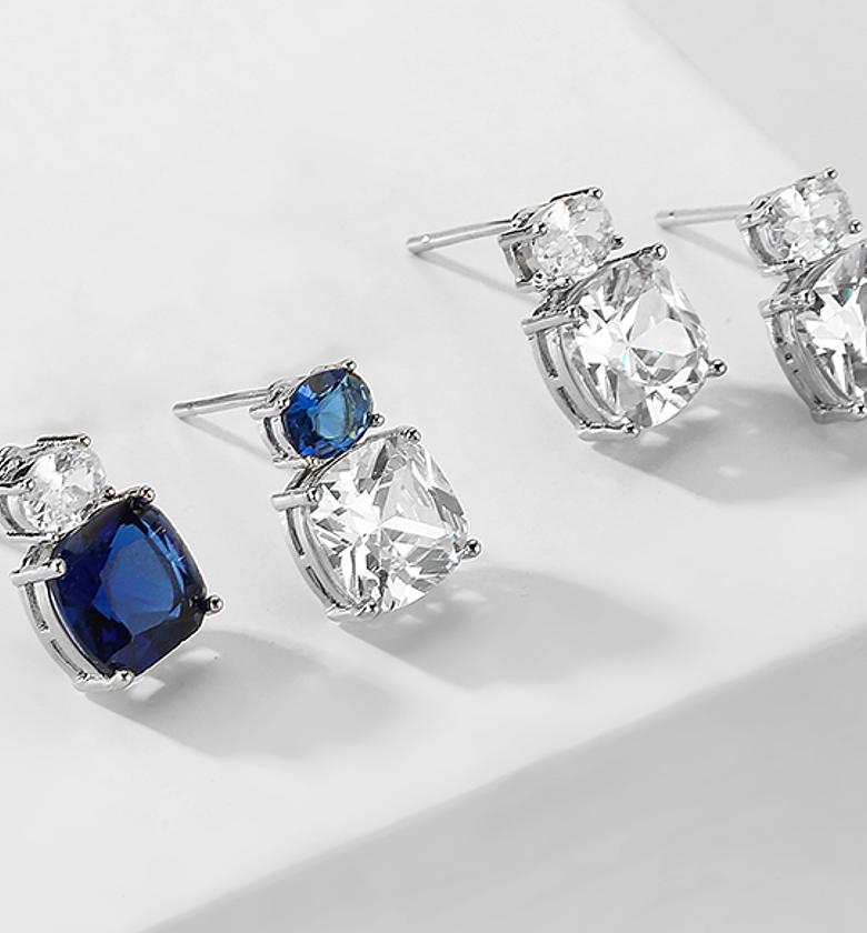 Cubic Zirconia Crystall Hypoallergenic Double studs image