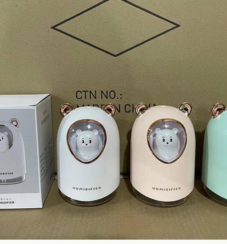 HUMIDIFIER. 300ml bear humidifier changing colour image