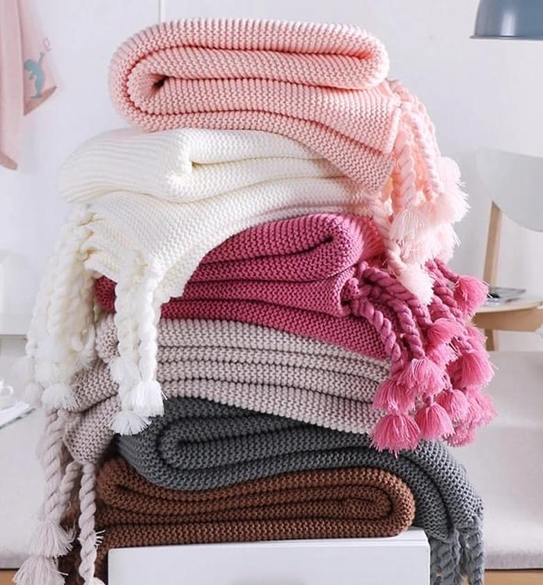 Throw blanket with tassel  image