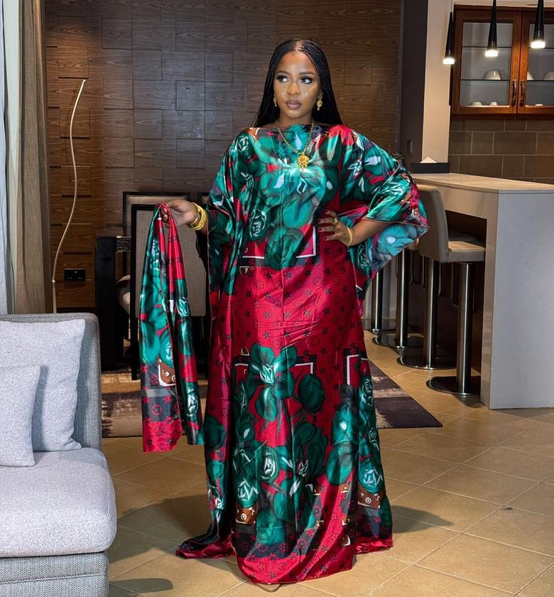 Elegant Luxe Deras image