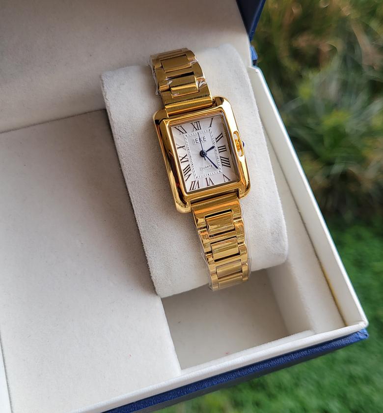 Ieke classic watch  image