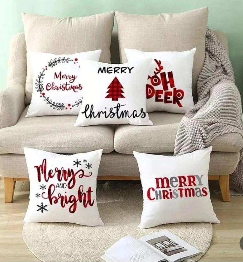 Decorative Christmas Pillow Covers. image