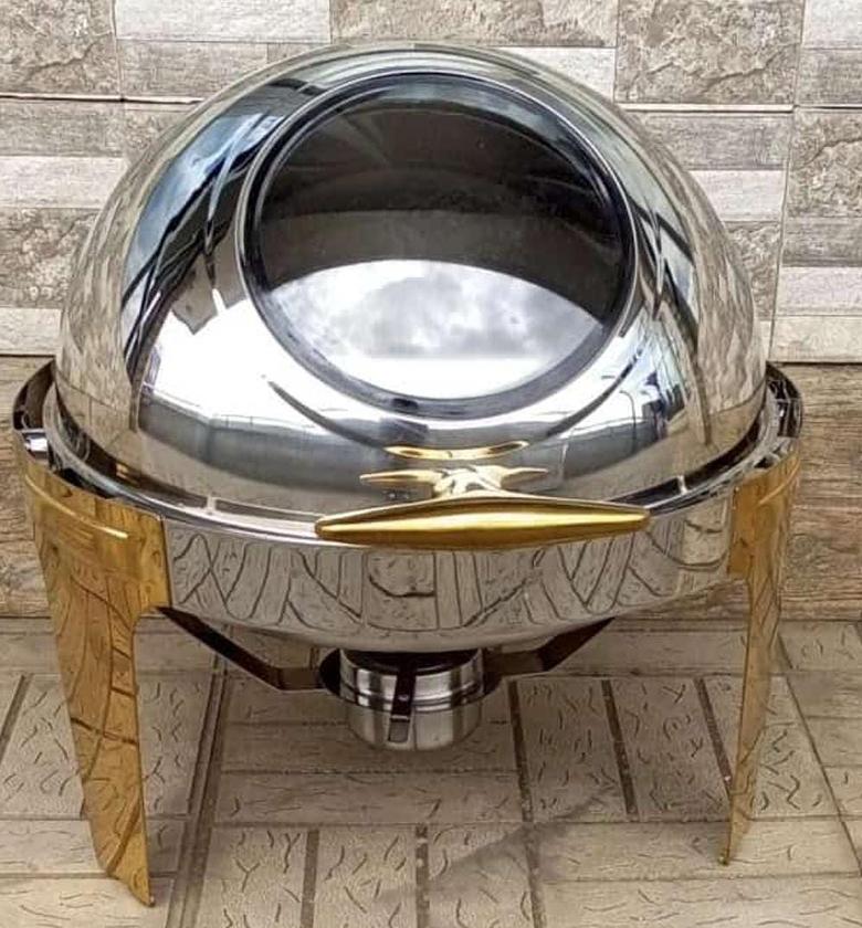 CHAFFING DISH. Chaffing dish with gold stands image