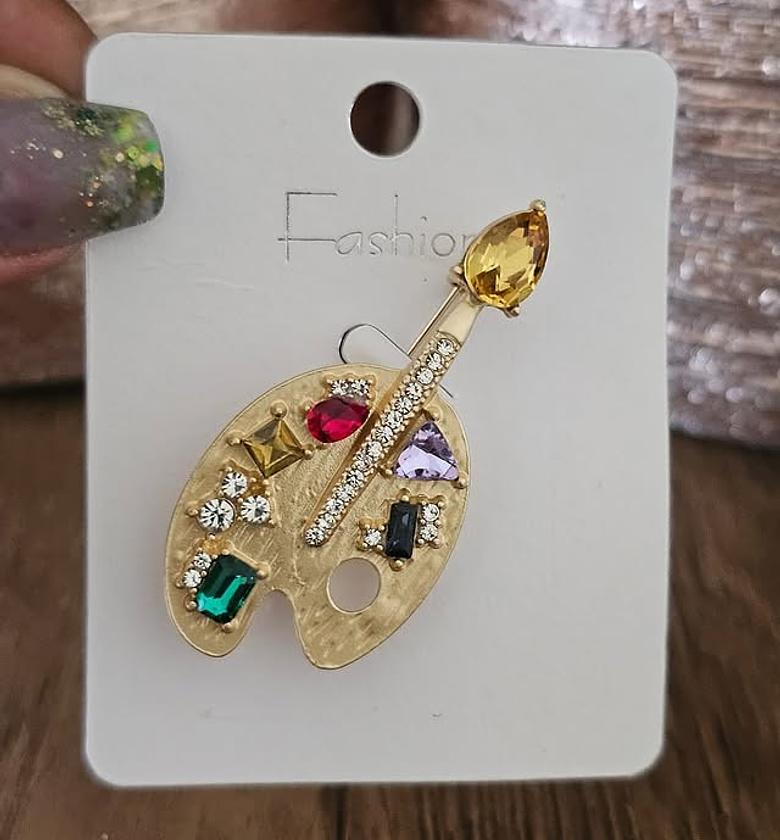 Statement Brooches with Pearls image