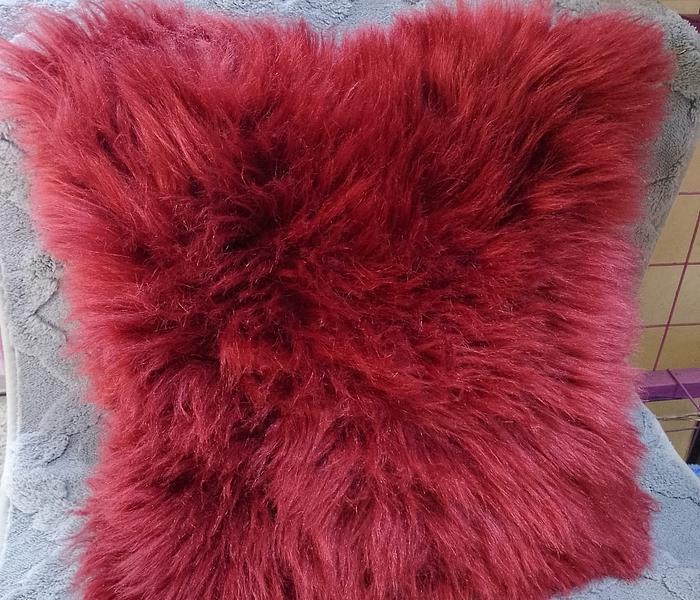 Elegant and beautiful Fluffy Hairs toilet mats image