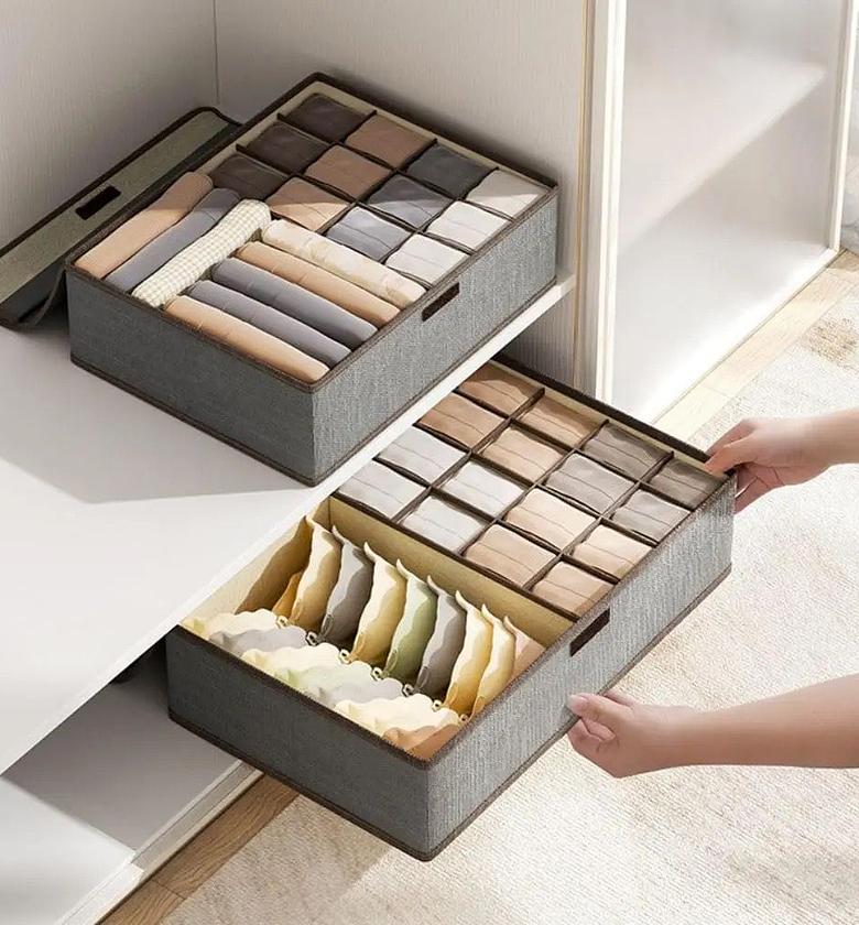 Garment organizer with cover image