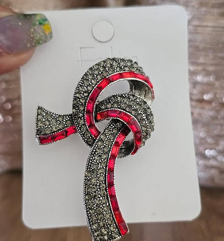 Statement Brooches image