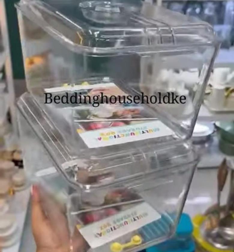 Transparent food storage container with lid image