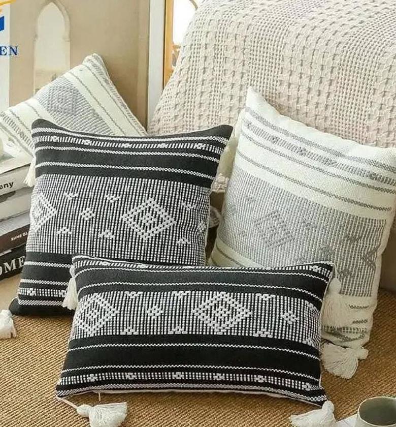 Jacquard Tassel Nordic Minimalistic Throw Cover. image