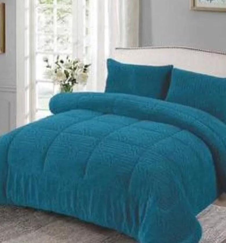 Sharper woolen duvet. image