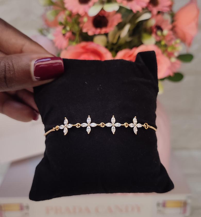 Zuri Adjustable Bracelet  image