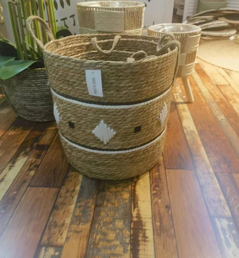 High Quality Set of 3 Stackable handmade baskets  Size  Large:    46 ×36cm Medium:43cm x 33cm  Small:     40cm x 30 cm    image