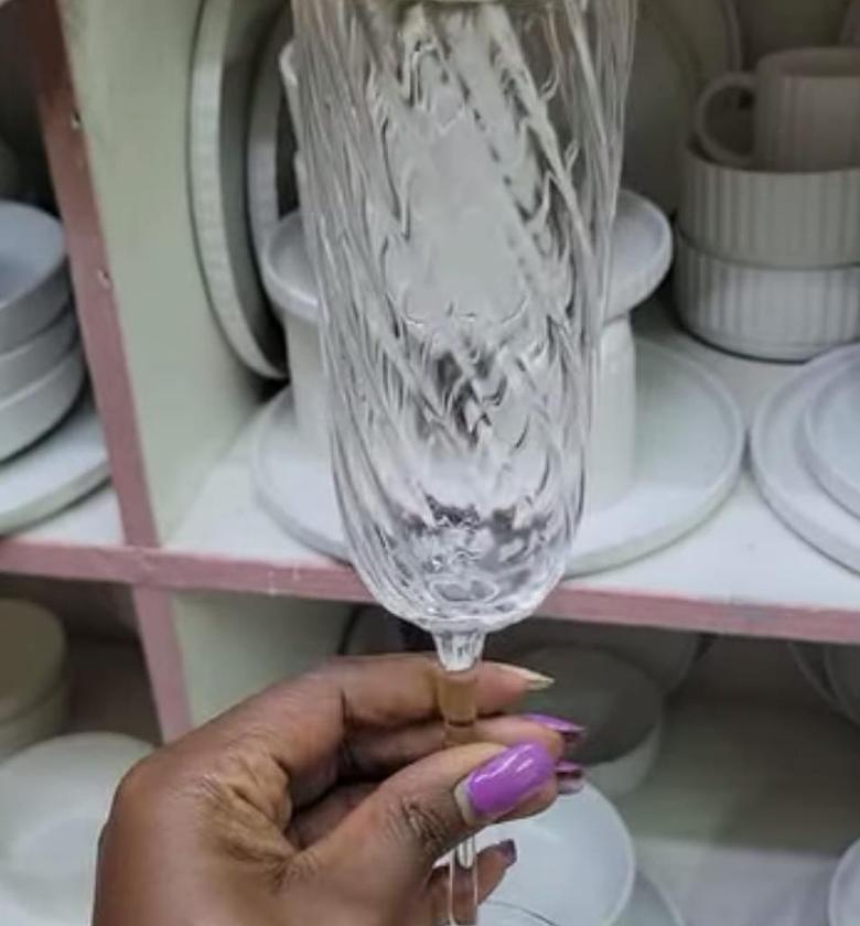 6pcs Swirl stripped champagne flutes with golden rim image